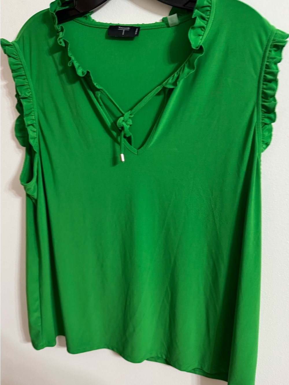 Tahari Emerald Green Ruffle Tie-Front Sleeveless Top